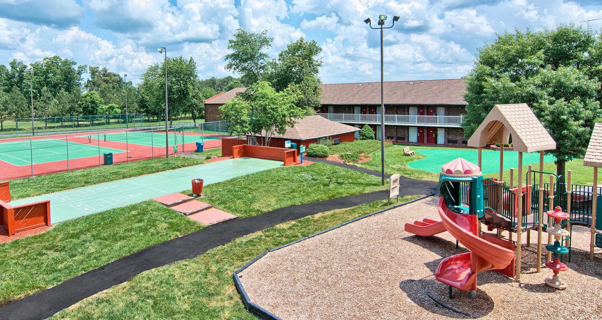 Days Inn By Wyndham Doswell \/ Kings Dominion Area エクステリア 写真